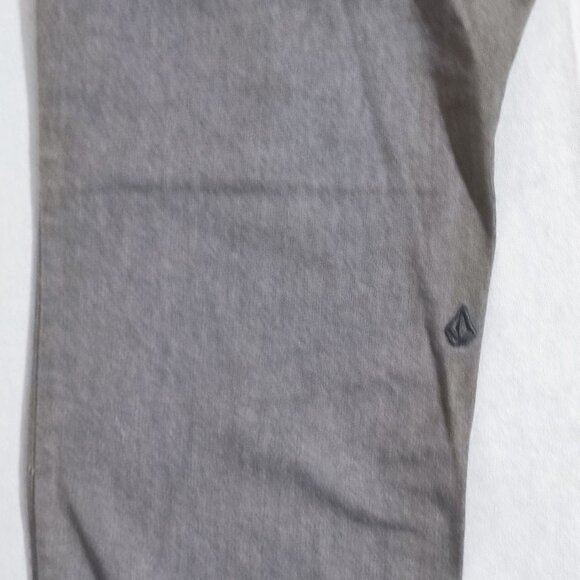 Volcom pants men's size 36X32 grey colour Vmonty straight lag Style# 11133S1 - Picture 10 of 14